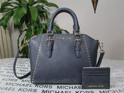 Michael Kors Ciara Grommet Medium Messenger Leather Bag